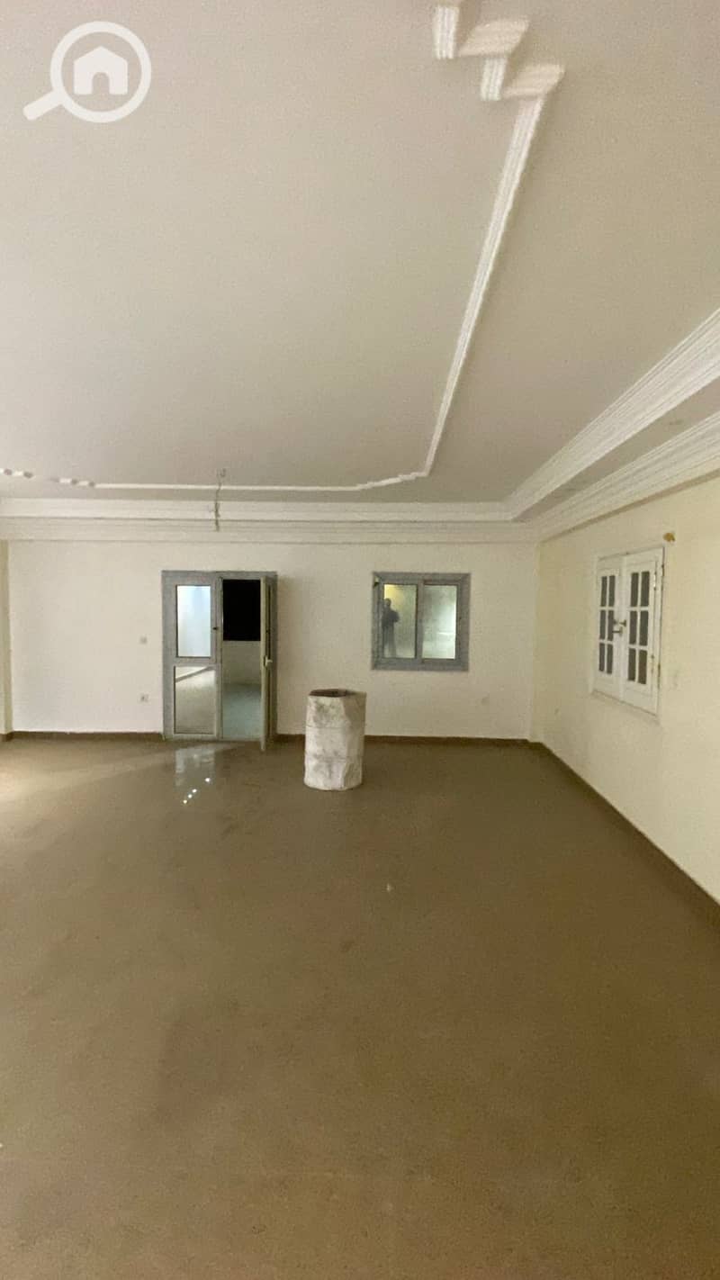 7 WhatsApp Image 2025-12-29 at 15.00. 02 (2). jpeg