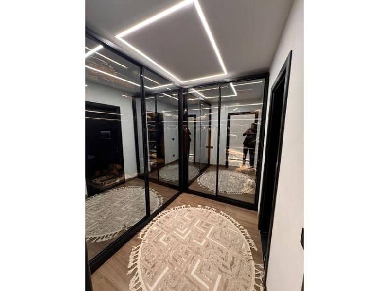 6 WhatsApp Image 2025-12-17 at 12.18. 35 PM (4). jpg