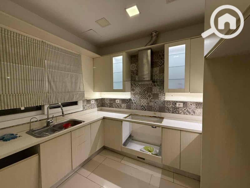 5 89fe4e6d-4876-46bd-8b63-772a432bb6fe. jpg