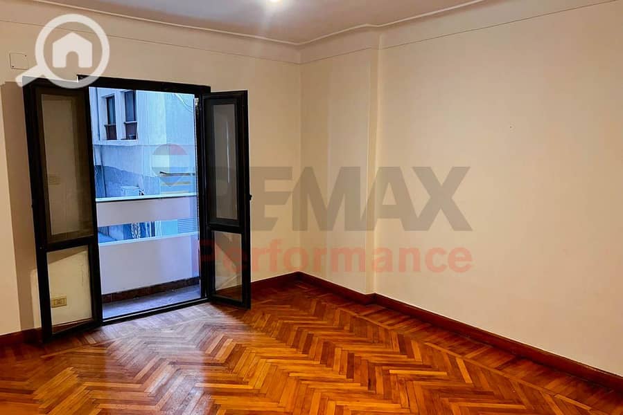 5 WhatsApp Image 2025-12-10 at 2.06. 21 PM. JPG