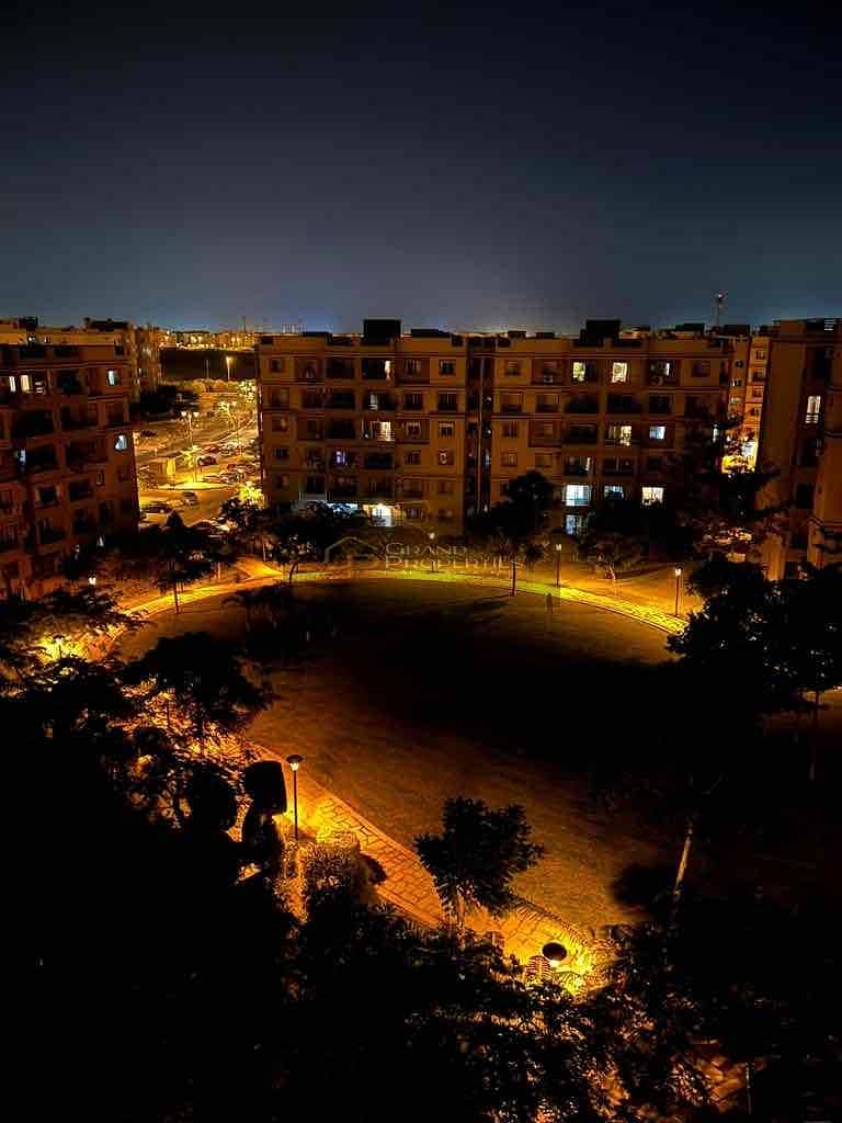 3 28fd8cf8-0801-49ce-8d53-40eb9d4791cc. jpg