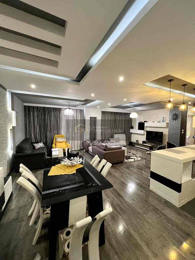 10 ba1ebb10-6b4e-4c30-bcfd-a3029df41d1e. jpg