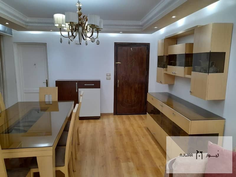 2 c7ae4cde-ca23-4438-918b-b7ae48dcb670. jpg