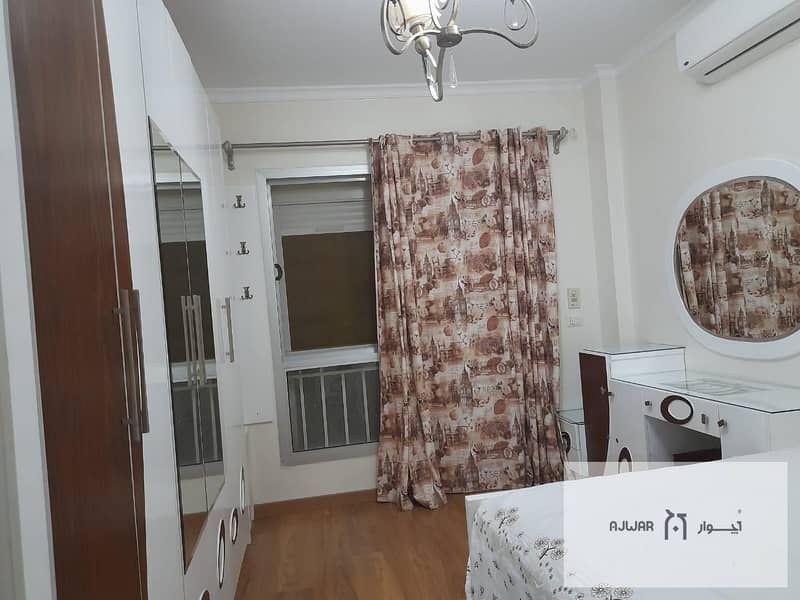 5 8bc1bc3c-8400-448e-8b0b-fc9de958c09d. jpg