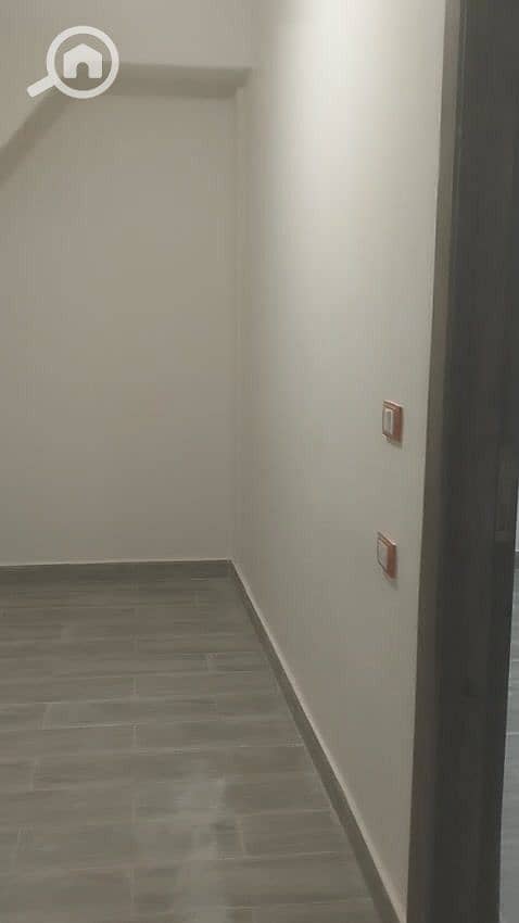 3 0c75a943-972d-464e-bc1e-22996c227a38. jpg