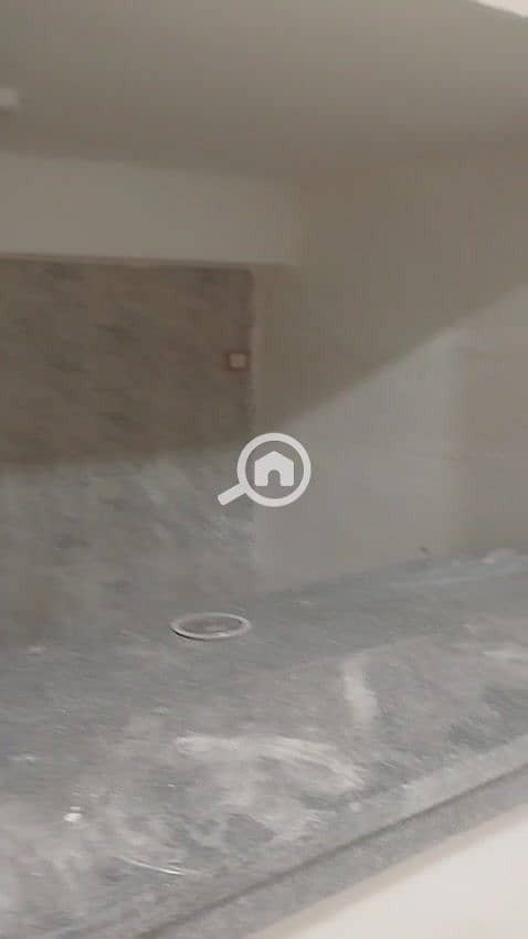 8 2edf960e-dbc1-424e-9bd7-51b04b89e568. jpg