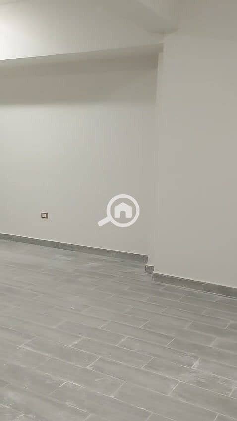 17 08b2b3ad-4b36-45b6-8db4-d7102e73e11a. jpg