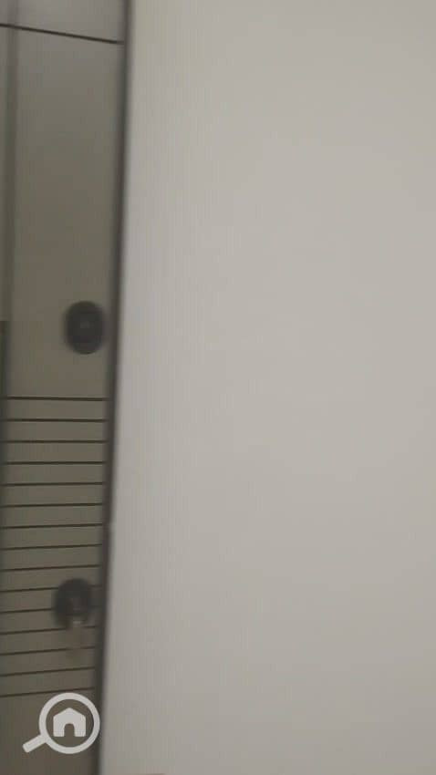 21 9c1da704-bd19-46e2-9782-7c2758f35771. jpg