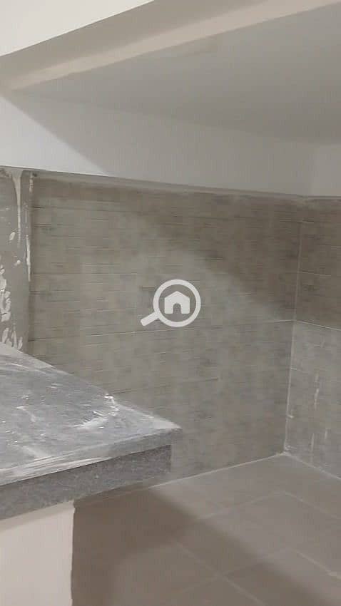 27 52af1b9d-d8e2-4877-a2bc-6dc7688d30a1. jpg