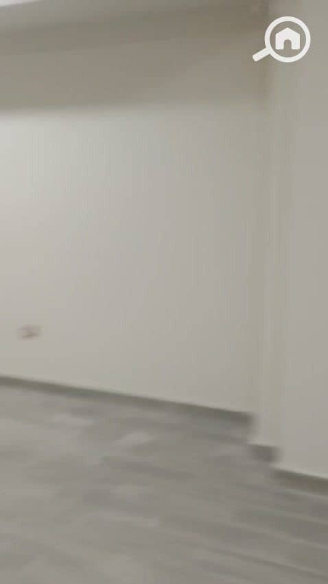 33 83cb051c-e628-46c9-ab85-398e1b297c3a. jpg