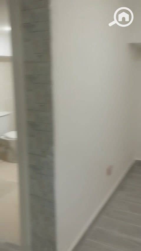 42 75084ea6-5087-42c7-8d58-84f71cb140c0. jpg