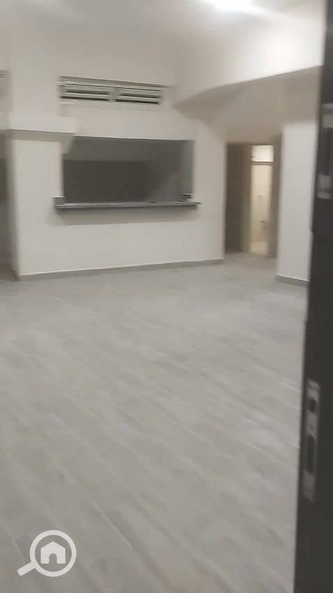 45 72260647-7bd3-40bd-b8c6-01bedb8a8327. jpg