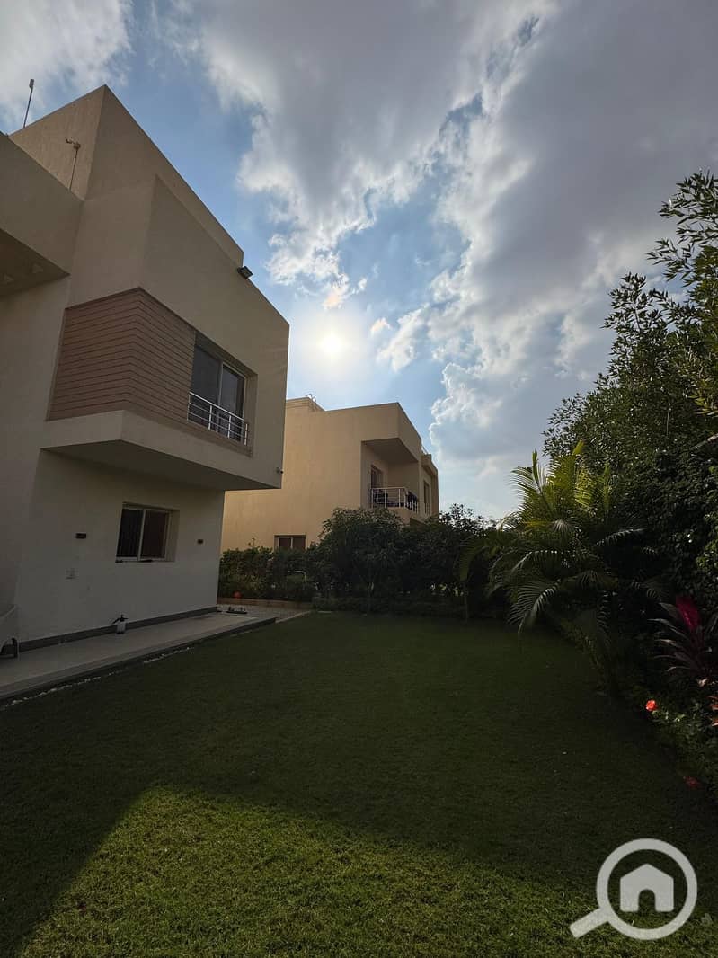 3 WhatsApp Image 2025-12-25 at 12.14. 56 PM. jpeg