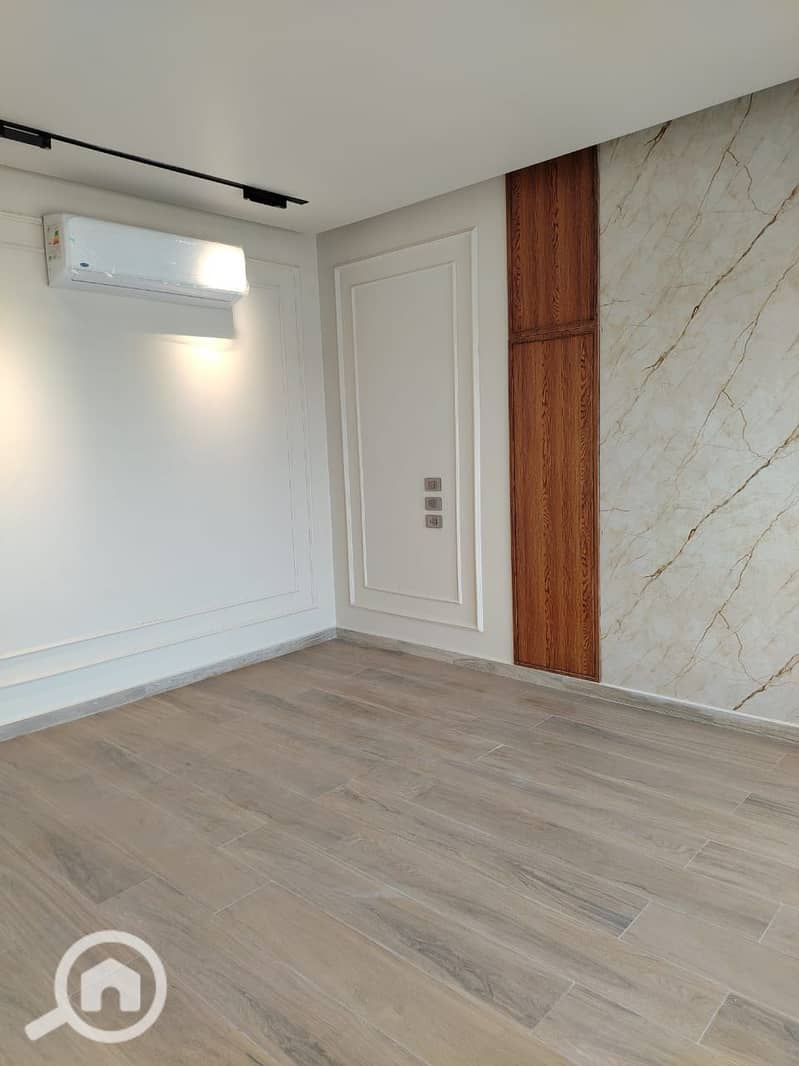 11 892fad3d-2228-4faf-96ee-46acafc7ebcb. jpg