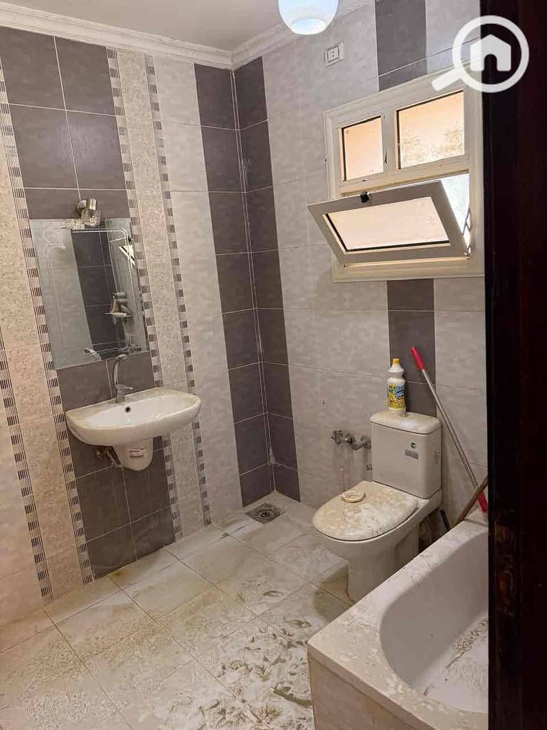 6 1b1f2790-789f-42c0-8972-f3d12be16f1a. jpg