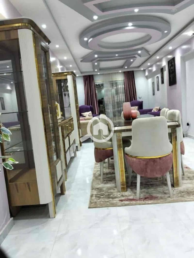 2 7ab88808-b5c4-4a7d-bf3c-2bc249a14b0d. jpg