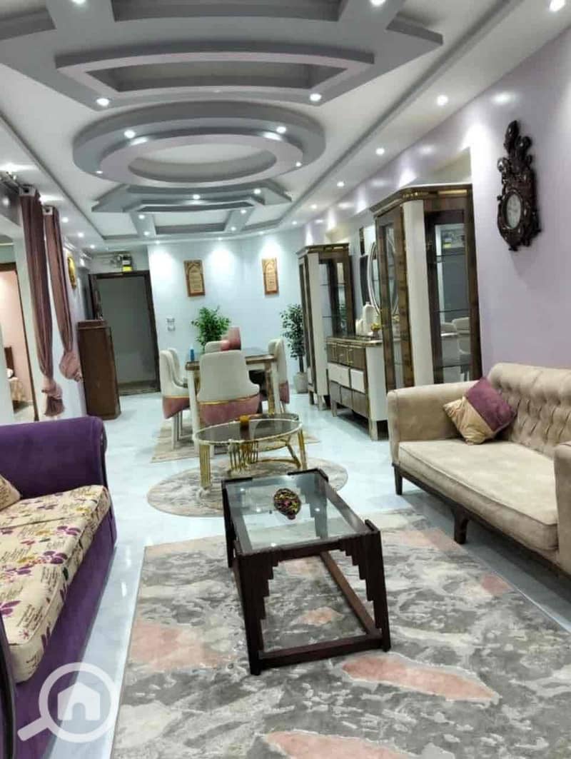 3 677f0ecb-7587-4105-bbbe-702da991353a. jpg