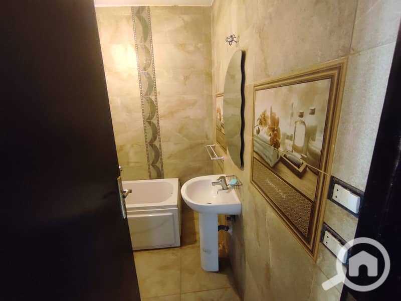 6 69438c60-aa8e-4efa-a96e-45ddd0767f8a. jpg