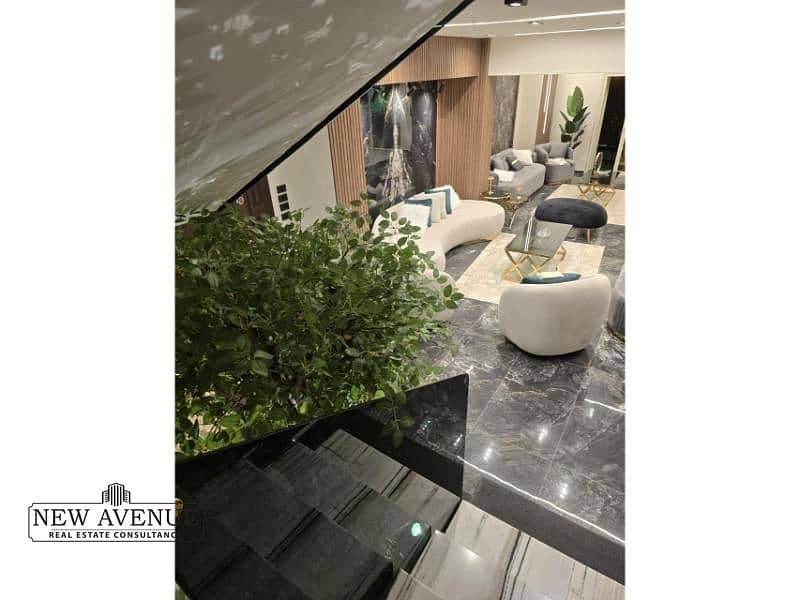 2 WhatsApp Image 2025-11-10 at 12.33. 07 PM (1). jpg