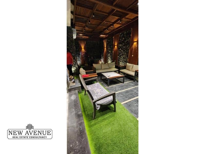 7 WhatsApp Image 2025-11-10 at 12.33. 06 PM (3). jpg