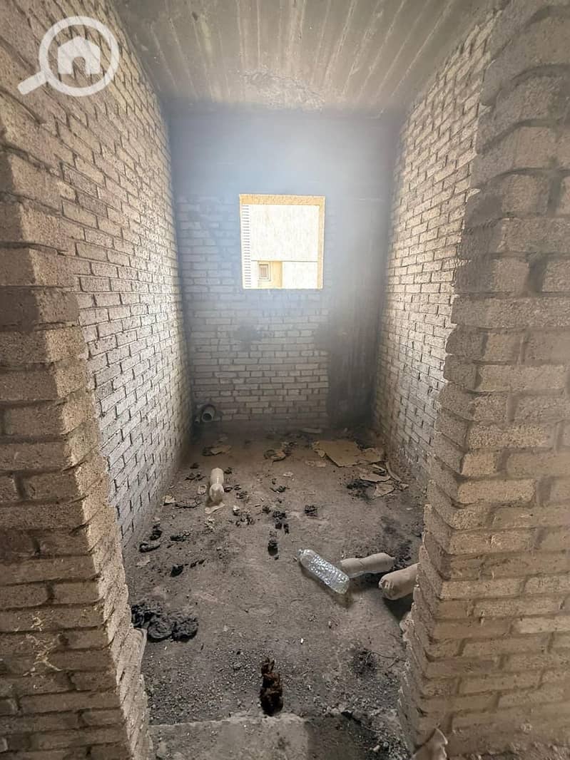 6 33ab6bda-4d18-46f4-b154-5a554d4c82fa. jpg