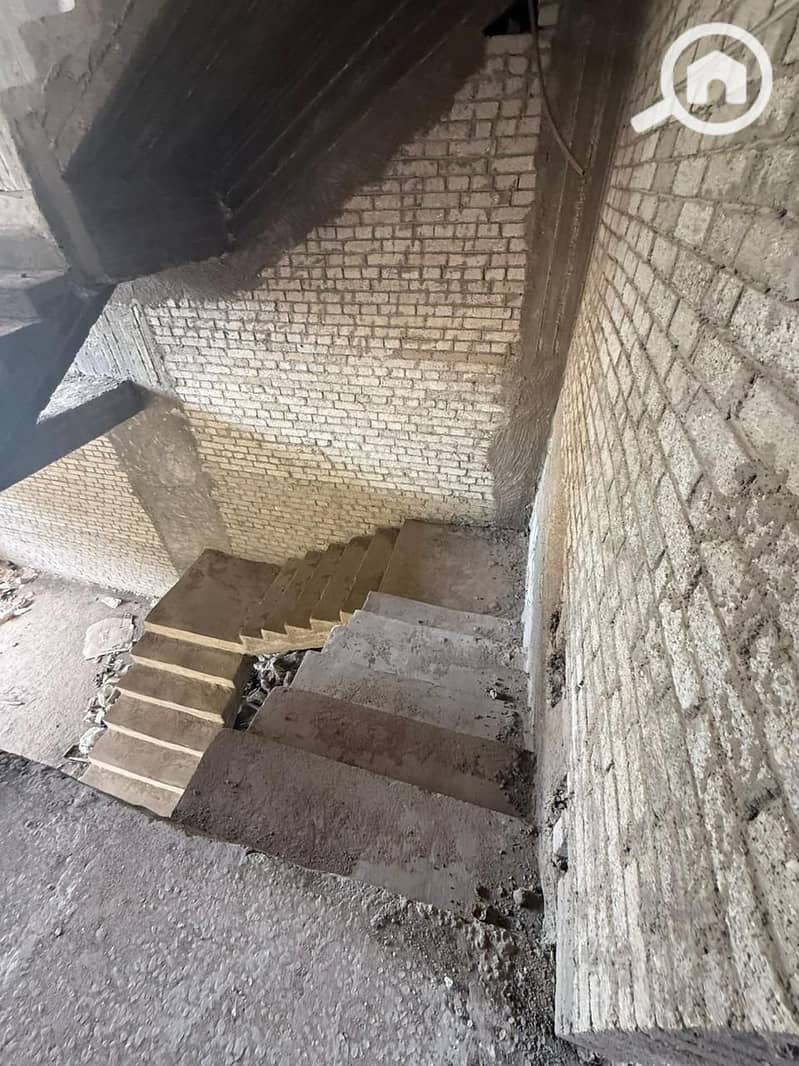 10 10430936-c070-49d0-a8bc-2956e29d660d. jpg