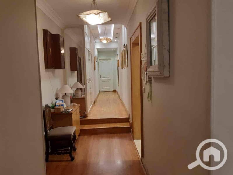 3 baad57bf-50f9-467d-8858-b3abc8f99660. jpg