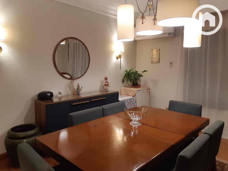 10 a6bce564-a9af-47ca-a1ab-f10e705adc4f. jpg