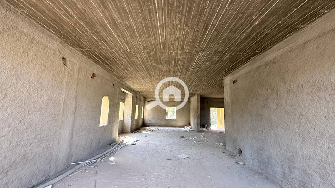 9 2177ae38-9c62-415f-9f61-a92d2f510c19. jpeg