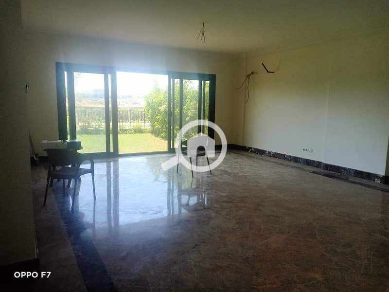 5 7ecc9941-50be-4178-9302-fd6a161aed89. jpg