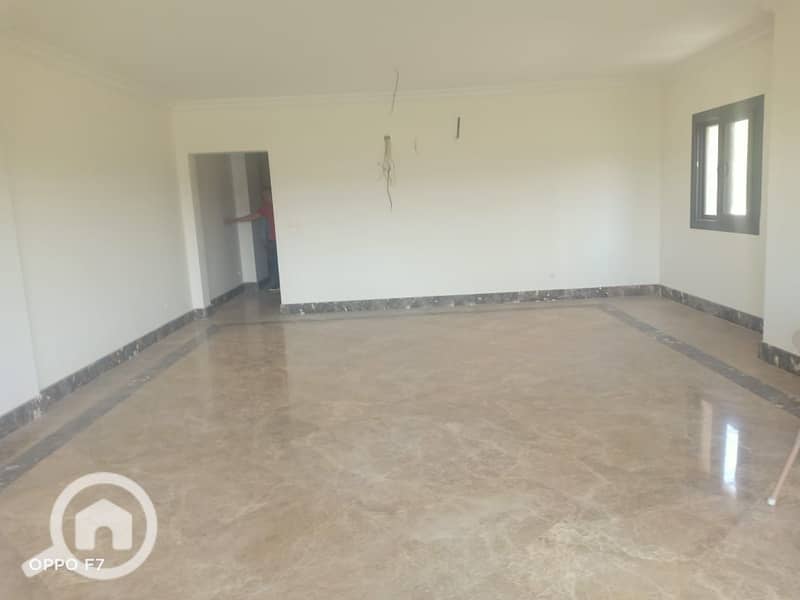 9 e73b418f-0f42-4655-8a19-057520d0bb6b. jpg