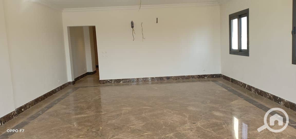 10 01ed58d3-5b93-4b0c-8244-65d18728d67f. jpg