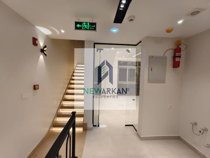 10 WhatsApp Image 2025-12-29 at 1.59. 45 PM (2). jpeg