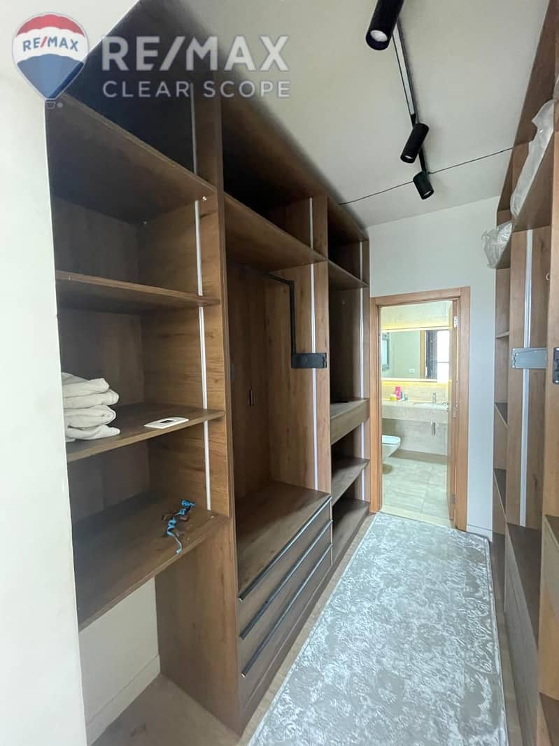 5 008deae2-5fa7-4e45-9634-dc53a65145d5. jpg