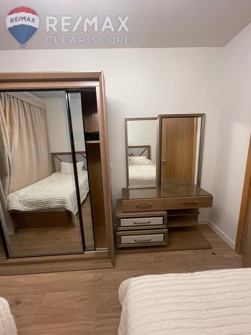 14 81798d2d-6bfe-487d-a8cc-92c871504016. jpg