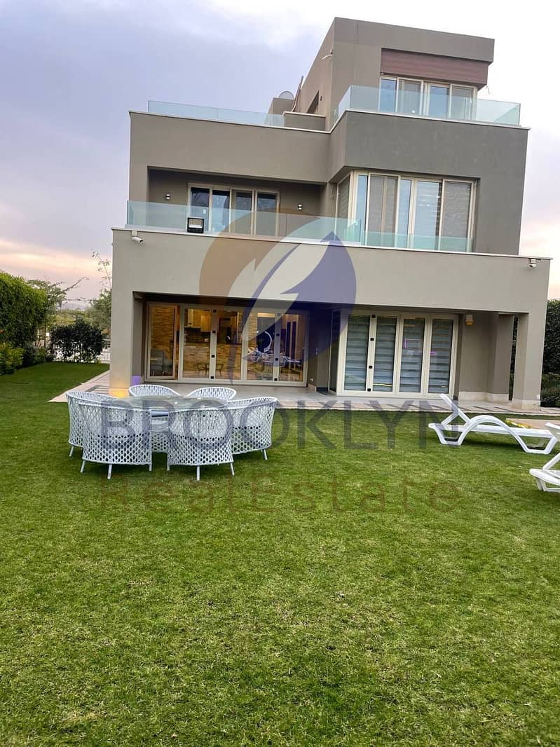 15 W000000000000000000000M. jpeg