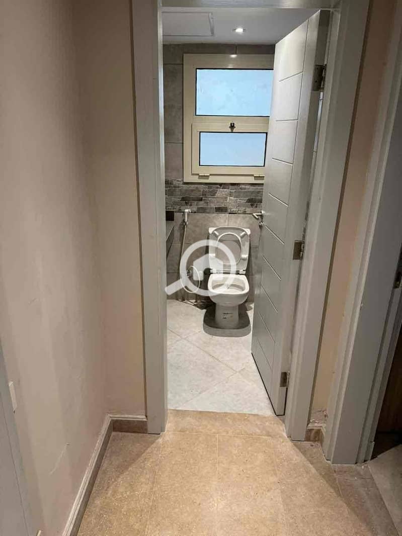 6 517bfd31-7b99-4a94-b2d3-7ce7c4bb0536. jpg