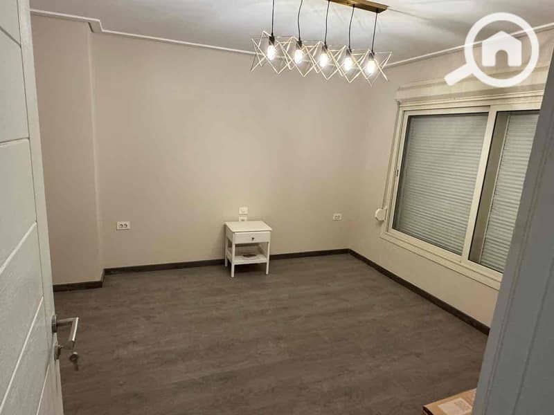 7 c5f81351-cd4b-4310-8fdb-0ff57596fa71. jpg