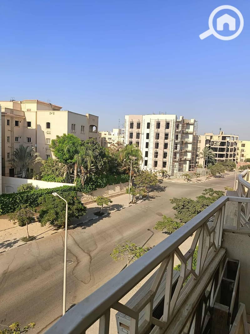 5 1832c8c5-ed4b-42df-9aa0-73ca3fa329ee. jpg