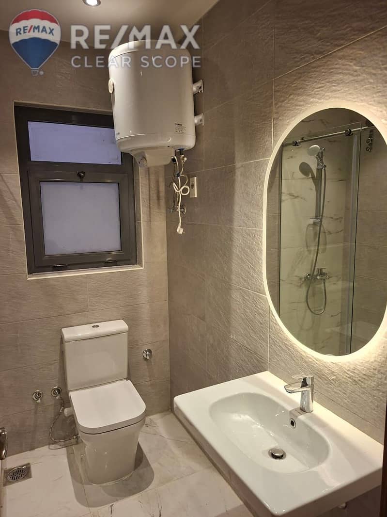 16 818574d0-0744-4572-9fd0-9c211915915c. jpg