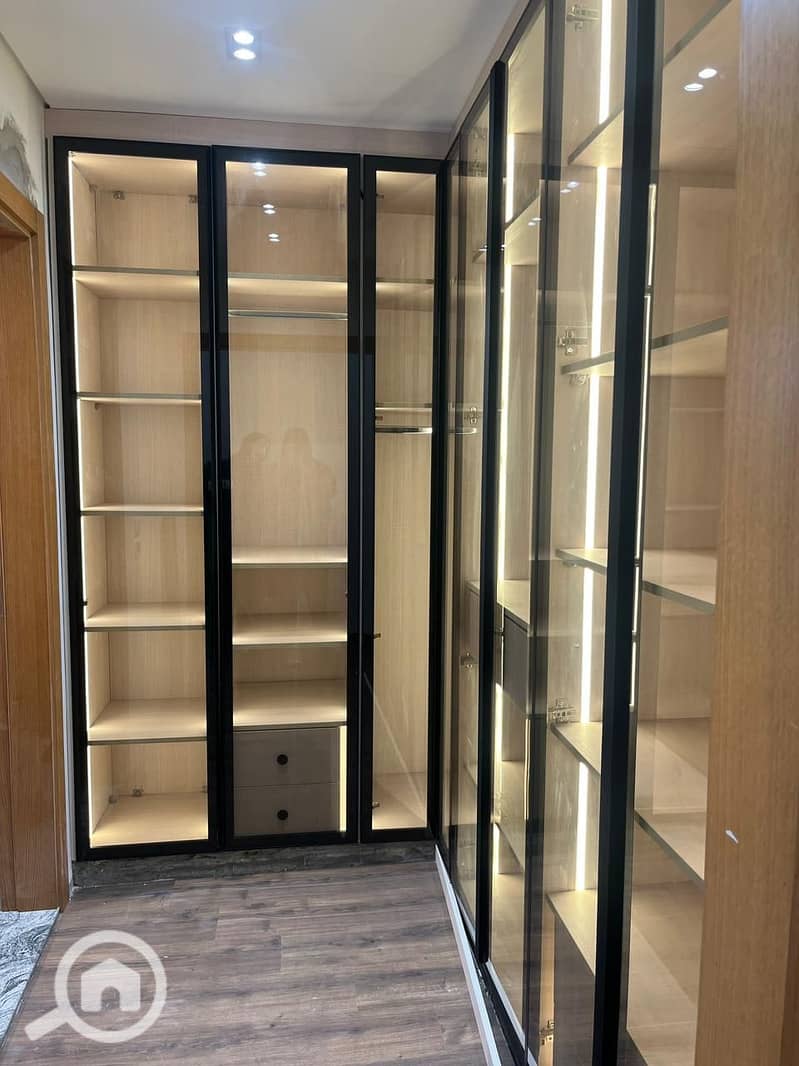 14 cab5f44e-f4ff-4087-b18a-d9b25515f17d. jpg