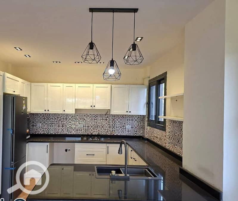 5 cb975e14-4514-469f-8985-f29ac54f66b0. jpg