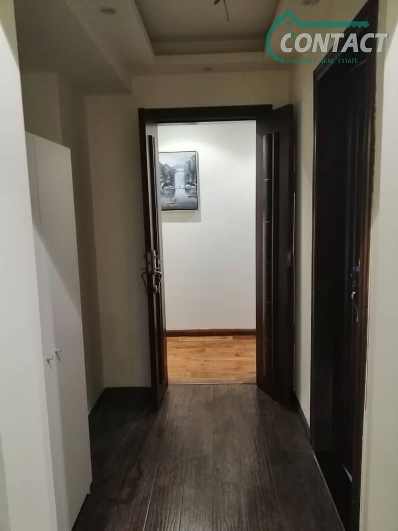 4 4fc800e8-b94b-4549-9966-8663fa5b63a5. jpg