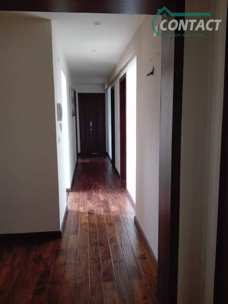 6 e92b5a58-eb0d-416e-a39d-b96a0aee57e3. jpg