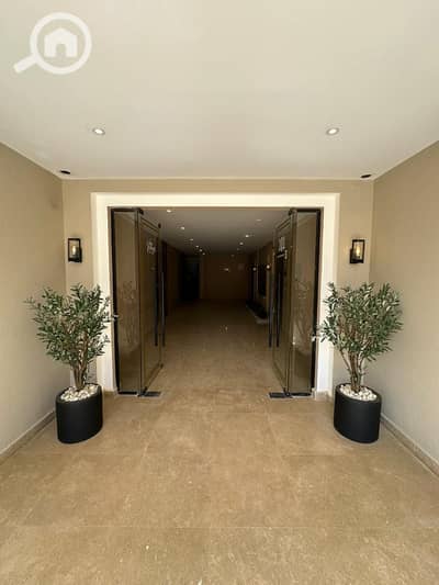 3 Bedroom Penthouse for Rent in Sheikh Zayed, Giza - IMG-20251203-WA0042. jpg