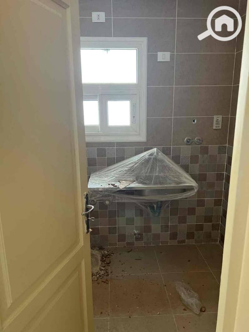 5 b9ed508d-ea6f-4d11-8533-ad5294bba020. jpg