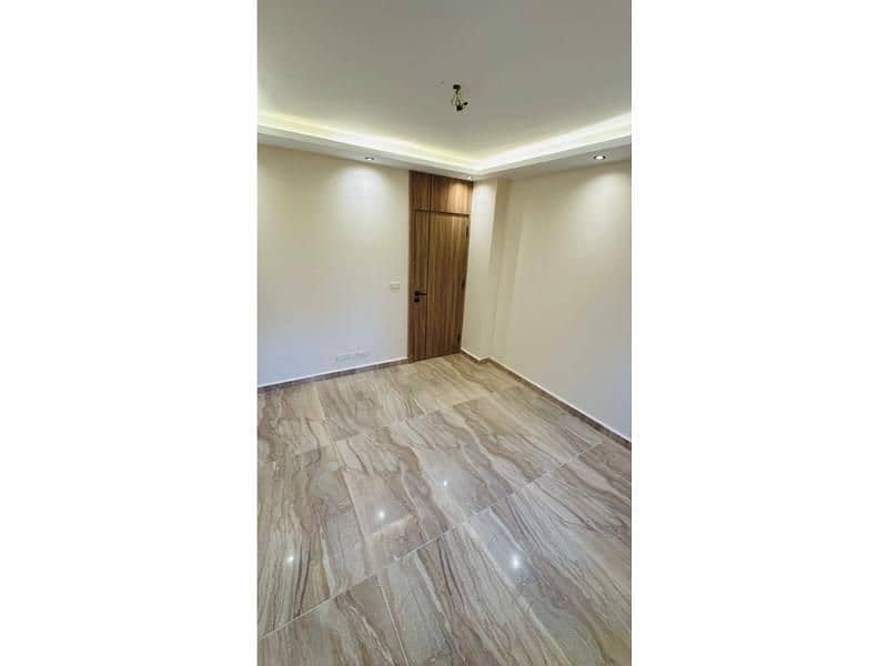 7 WhatsApp Image 2025-12-28 at 3.31. 24 PM (2). jpg