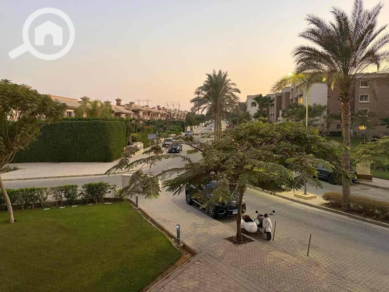 10 85d19369-fb1f-487a-8515-3a7d9fdc4b76. jpg