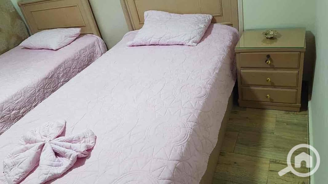 10 1a81a8be-eb41-41b6-8e78-80da95cecc35. jpg