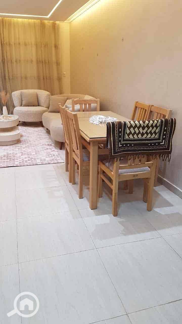 19 eb7c2719-7a16-4bf2-ab64-b3dd1d37d86f. jpg